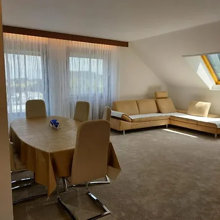 Fewo Lejs Apartment